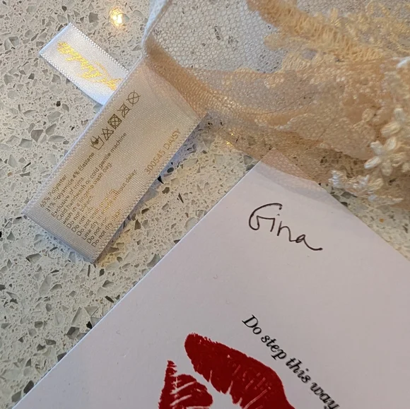 Honey Birdette Daisy Veil O/S - Picture 10 of 10